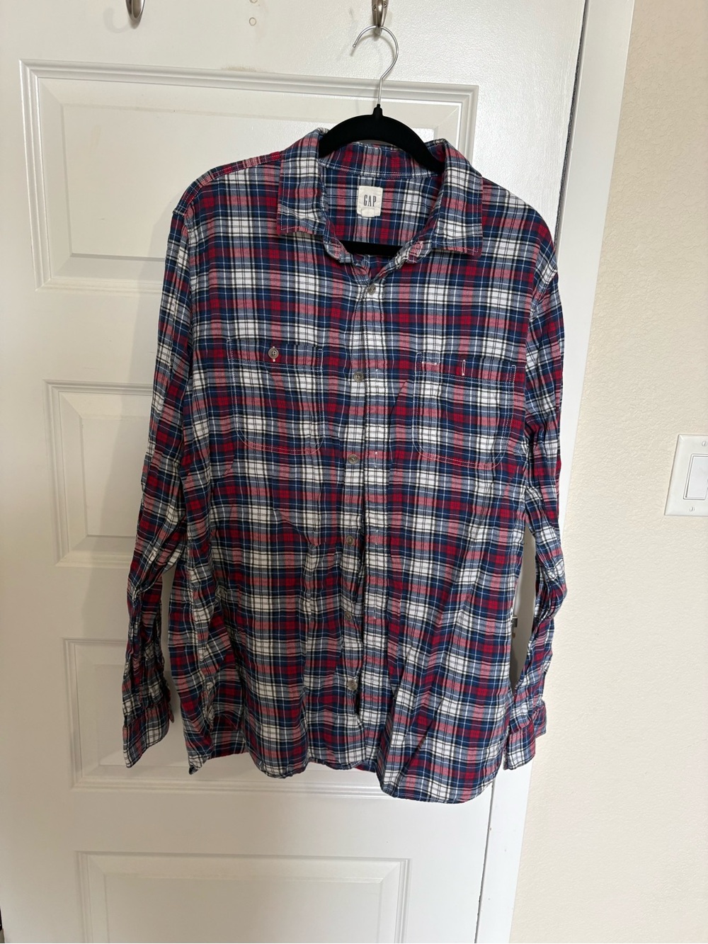 GAP Red, Blue & White Plaid Button-Up Shirt